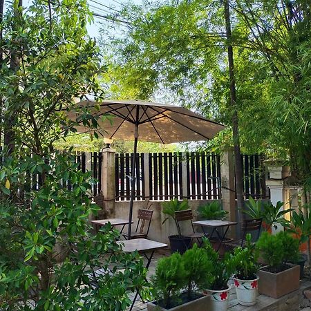 Secret Garden Homestay Сіємреап Екстер'єр фото