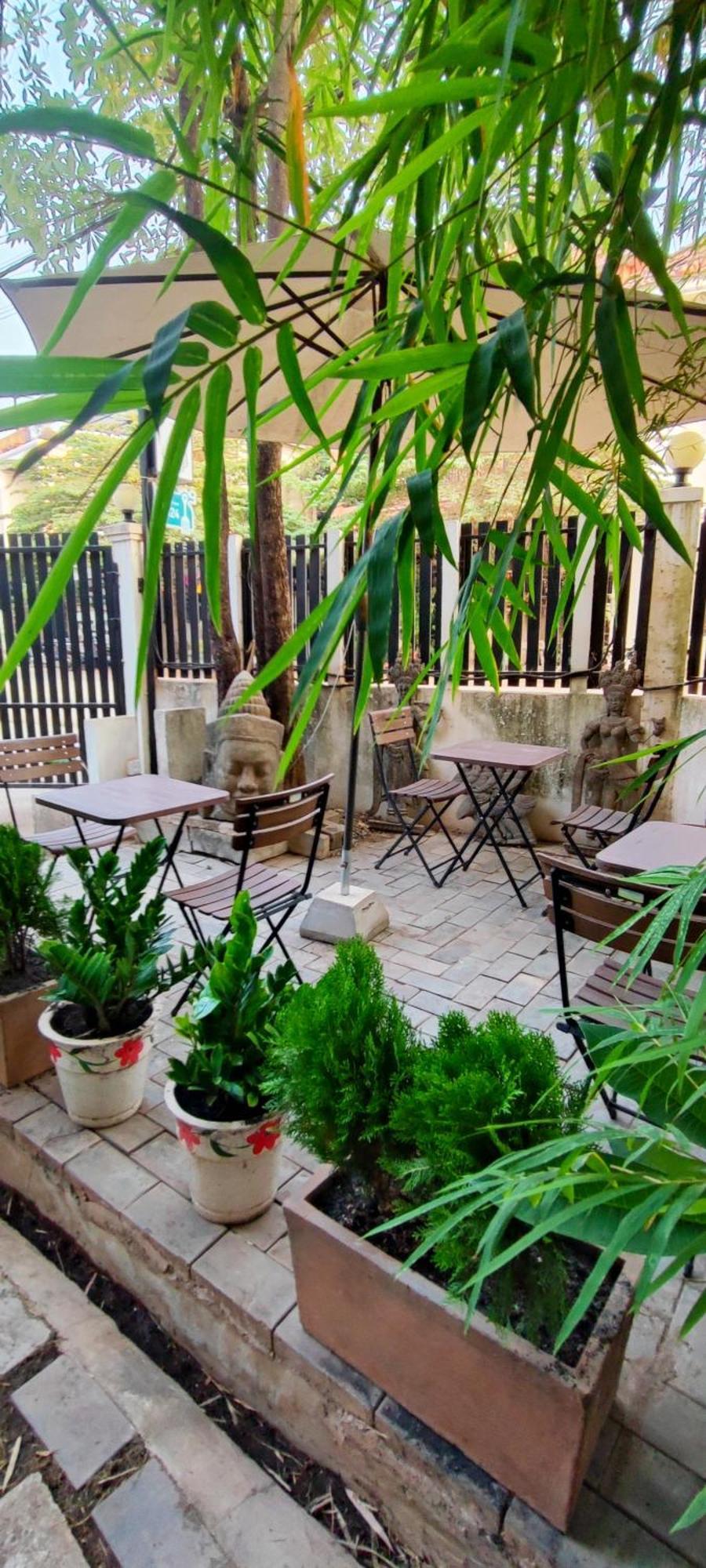 Secret Garden Homestay Сіємреап Екстер'єр фото